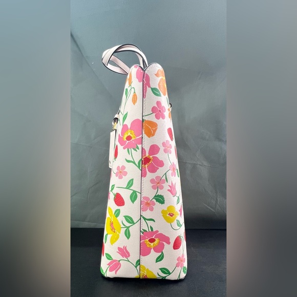 NWT Kate Spade Perfect Strawberry Garden Large Tote - Picture 3 of 8